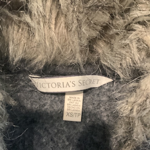 Victorias secret hoodie - Picture 3 of 8